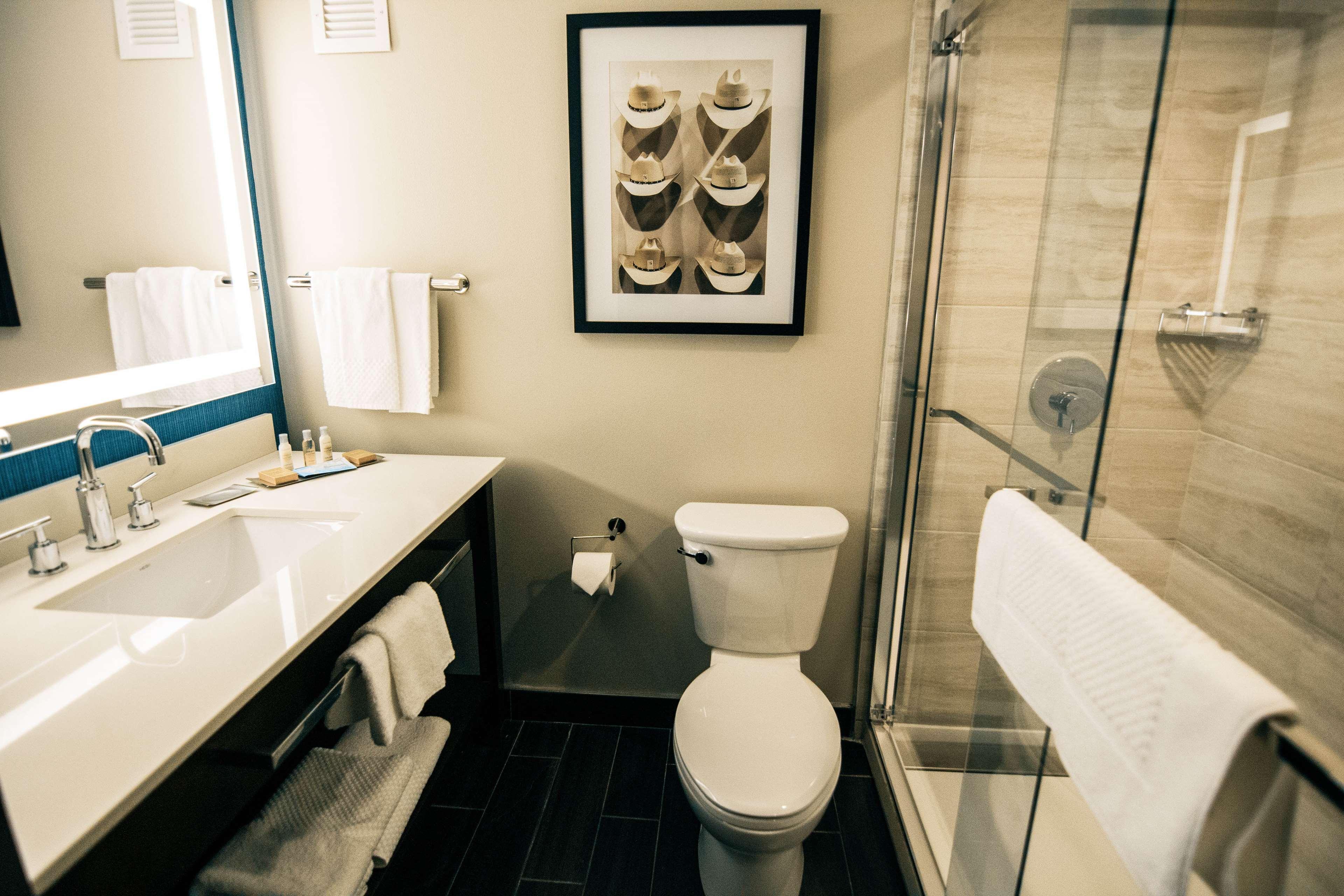 ดับเบิลทรี บาย ฮิลตัน ละบ็อก - ยูนิเวอร์ซิตี้ แอเรีย Hotel ลับบ็อก ภายนอก รูปภาพ