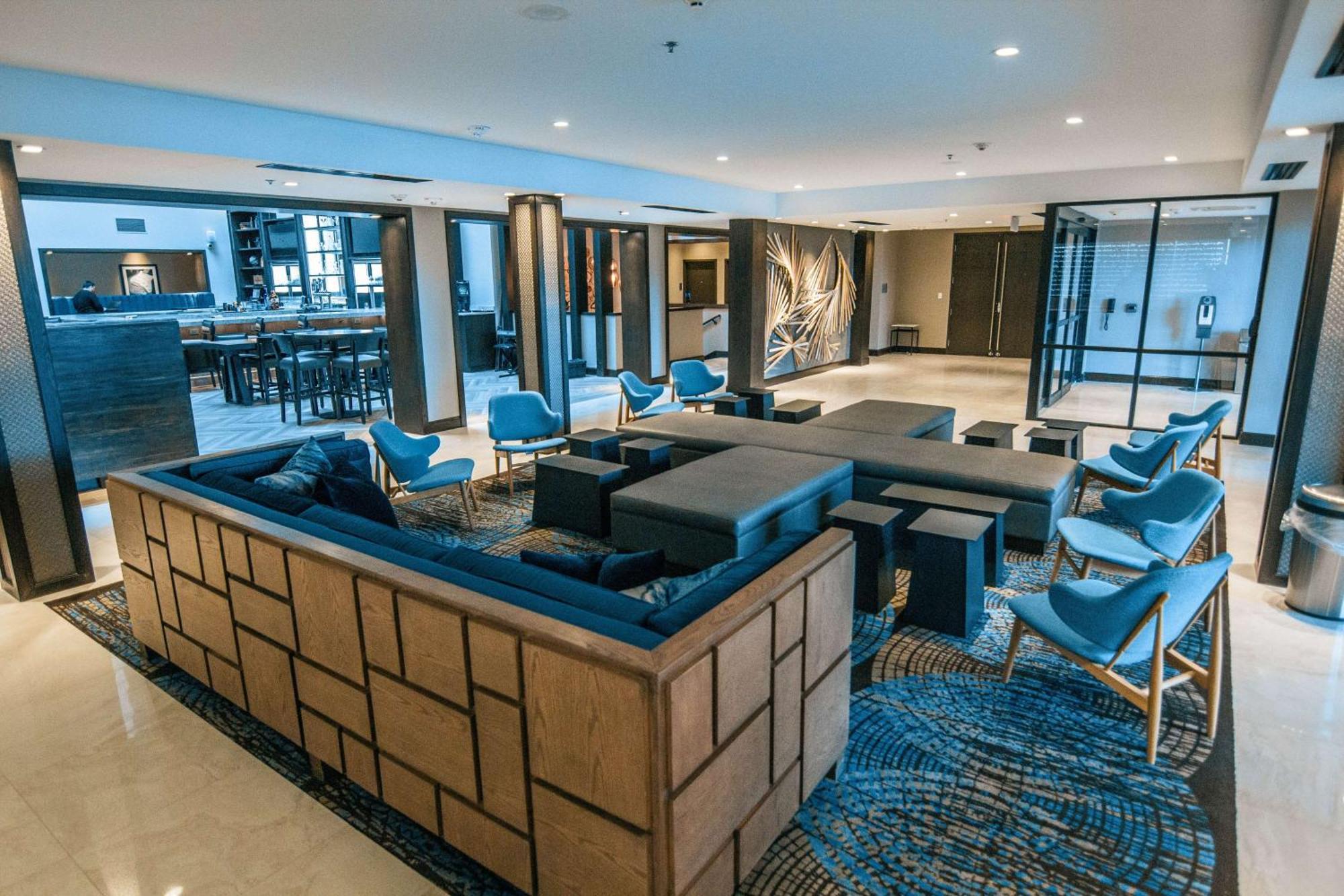 ดับเบิลทรี บาย ฮิลตัน ละบ็อก - ยูนิเวอร์ซิตี้ แอเรีย Hotel ลับบ็อก ภายนอก รูปภาพ